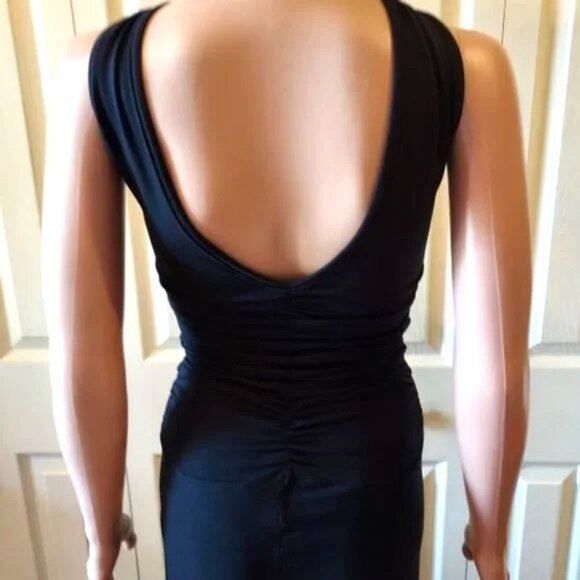 AM:PM BY ESPIRAL BLACK SLEEVELESS DEEP V-NECK FRONT & BACK SIZE S NWT - Picture 6 of 7